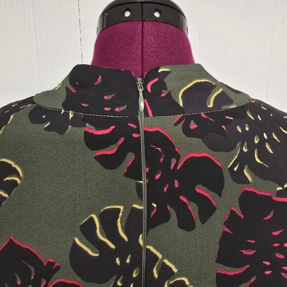 Women's Tahari Olive Black Abstract Floral A-Line Self Tie Dress | Size 16 - Picture 10 of 12